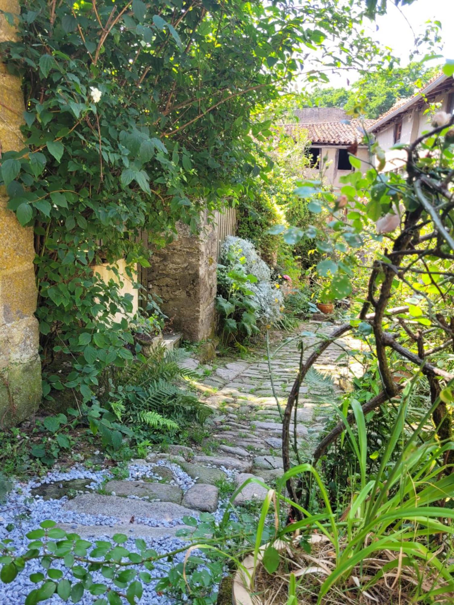 Bed and Breakfast La Cressonniere Parthenay Pokoj fotografie